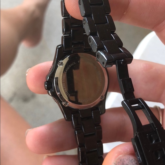 Black Fossil watch - Picture 2 of 8